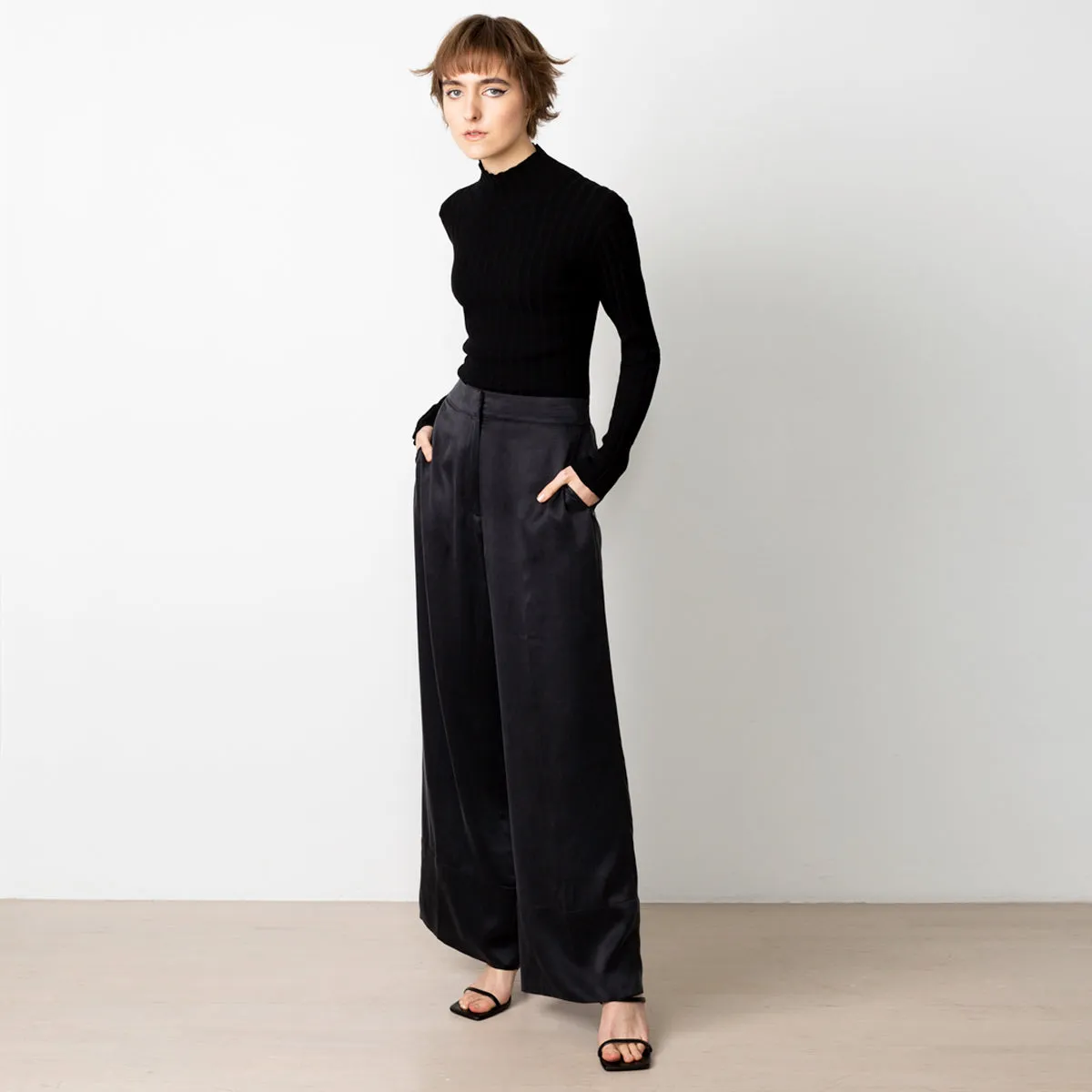 Freedom Trousers Long Black